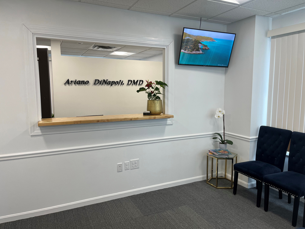 Ari Family Dental Image