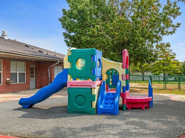 Images Wall KinderCare