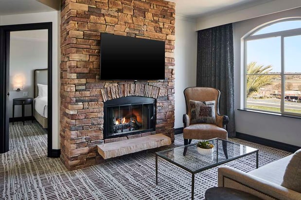 Images Bellasera Hotel & Suites Paso Robles, Tapestry by Hilton