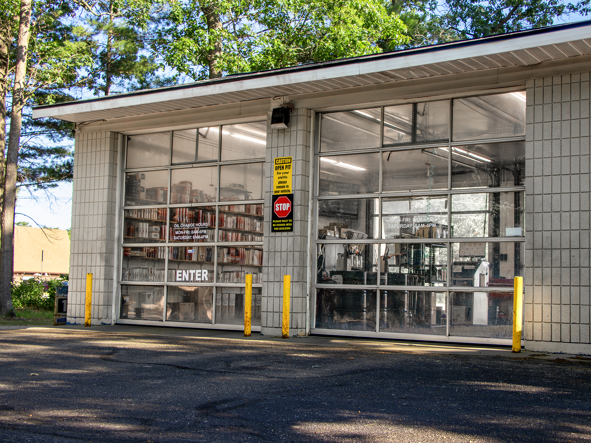 Performance Plus Quick Oil Change Muskegon - Holton Rd Entrance Doors