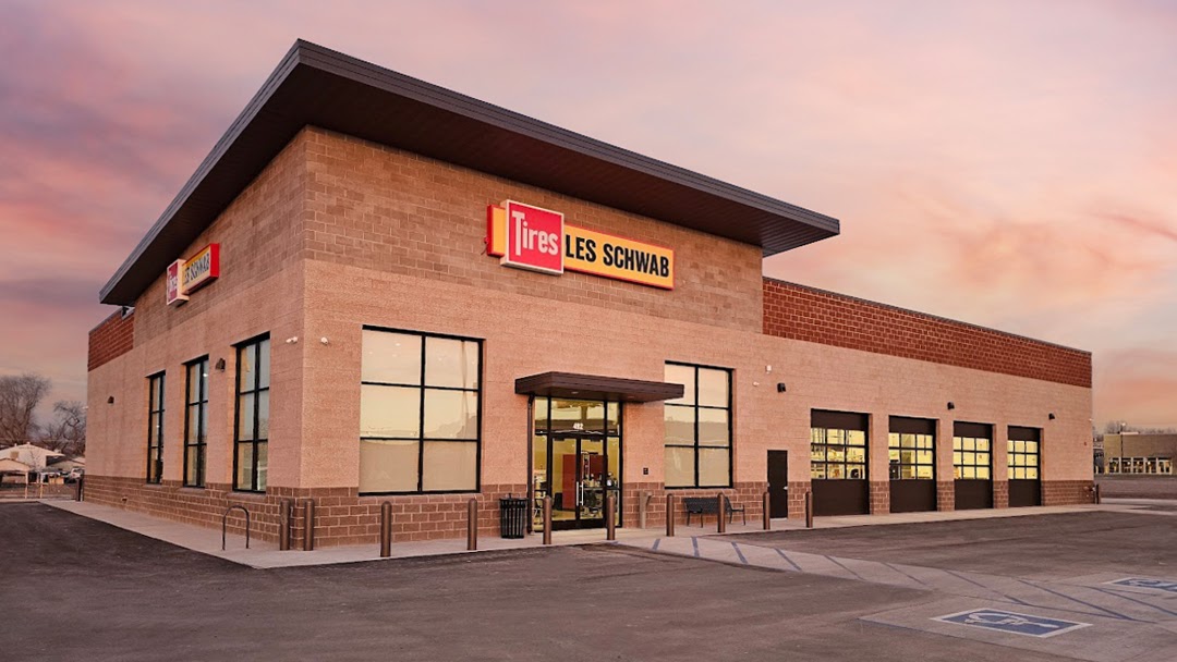 Les Schwab Tire Center