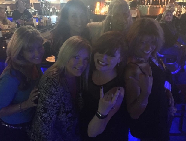 Images Marina 84 Sports Bar & Grill