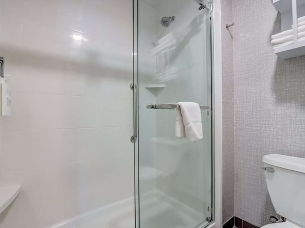 Images Hampton Inn and Suites by Hilton Cincinnati Midtown Rookwood