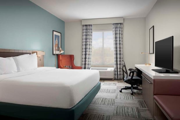 Images Hilton Garden Inn Granbury