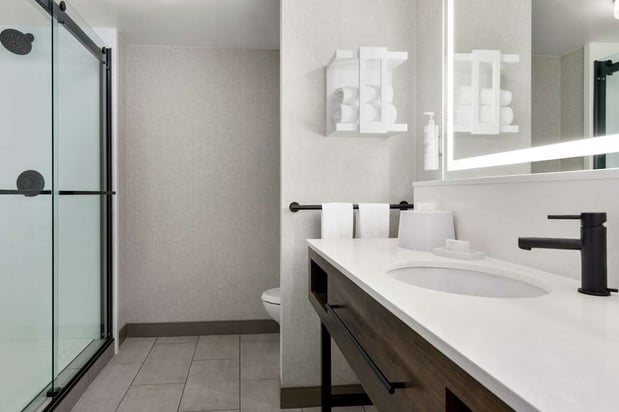 Images Hampton Inn & Suites Greenville-Downtown-RiverPlace