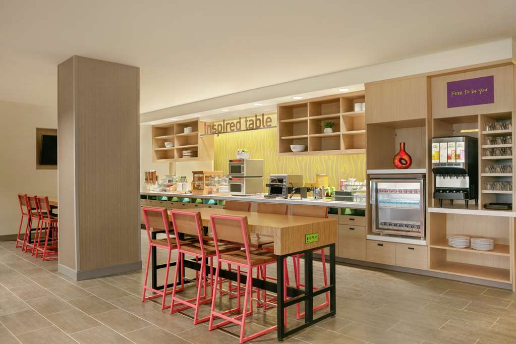 Breakfast Area Home2 Suites by Hilton Chantilly Dulles Airport Chantilly (703)253-3400