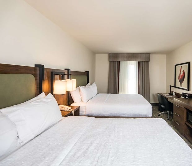 Images Hampton Inn & Suites Dobson