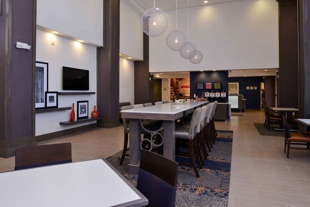 Images Hampton Inn & Suites Albany-East Greenbush