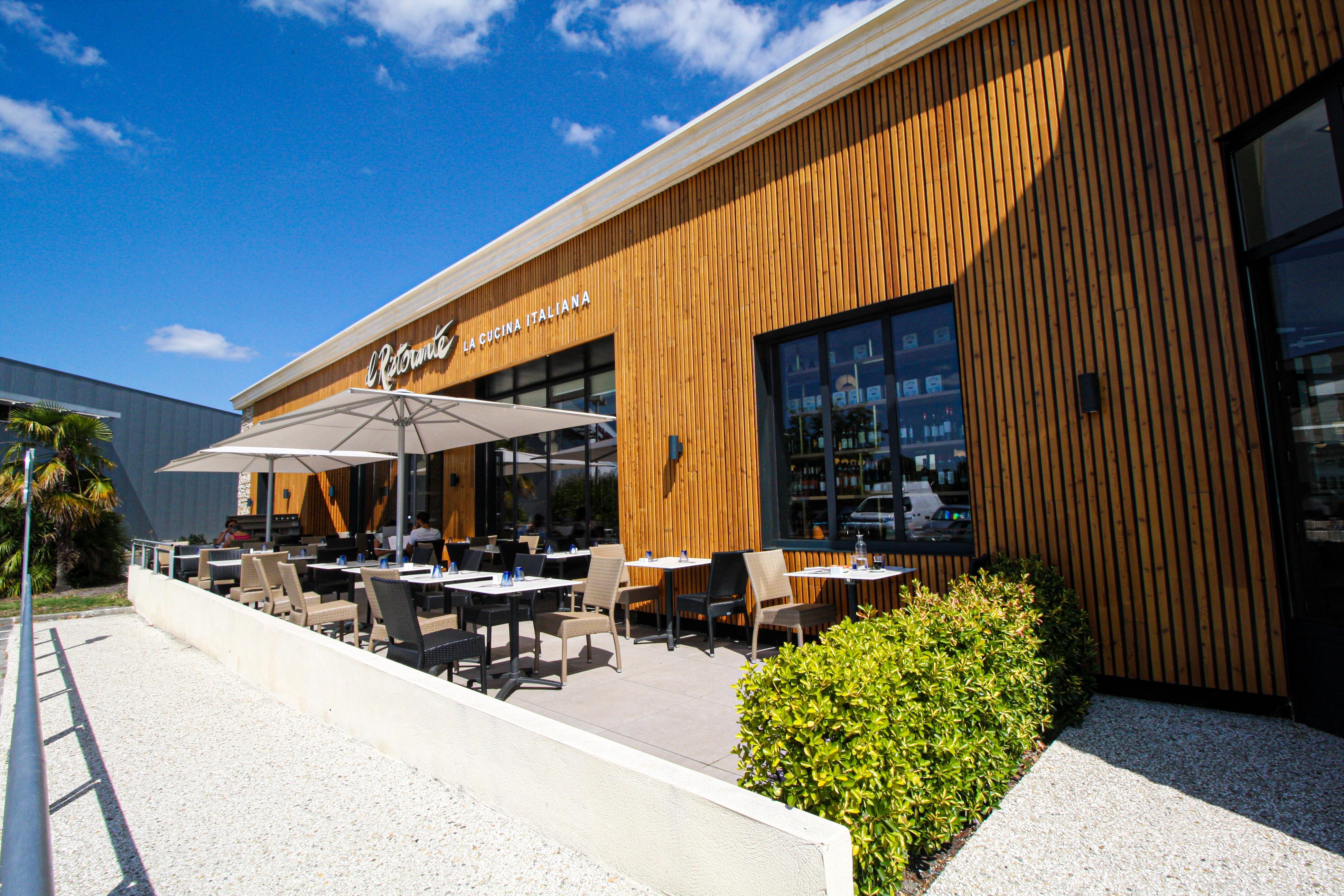 Bild 8 PRO-SCHIRME GmbH – Showroom – Sonnenschirme, Sonnensegel & Outdoormöbel in Baden-Württemberg & Bayern in Erbach