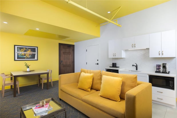 Images Angad Arts Hotel St. Louis, Tapestry Collection by Hilton