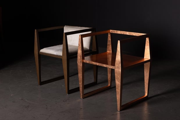 Images SENTIENT Furniture