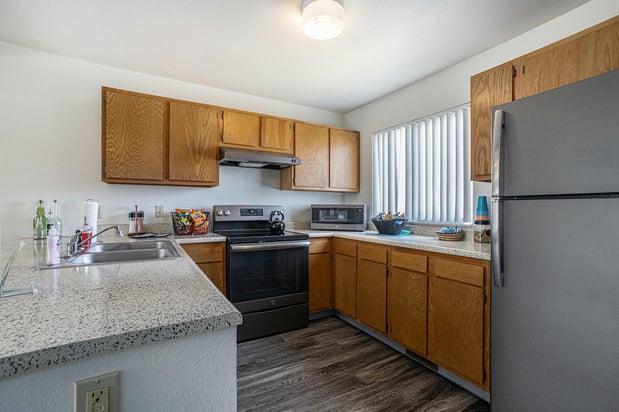 Images Oakwood Townhomes