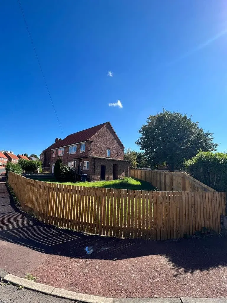 Images Alpha Fencing NE Ltd