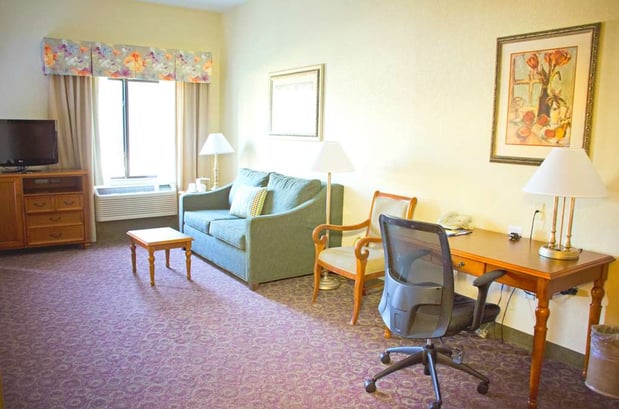Images Hampton Inn & Suites College Station/US 6-East Bypass