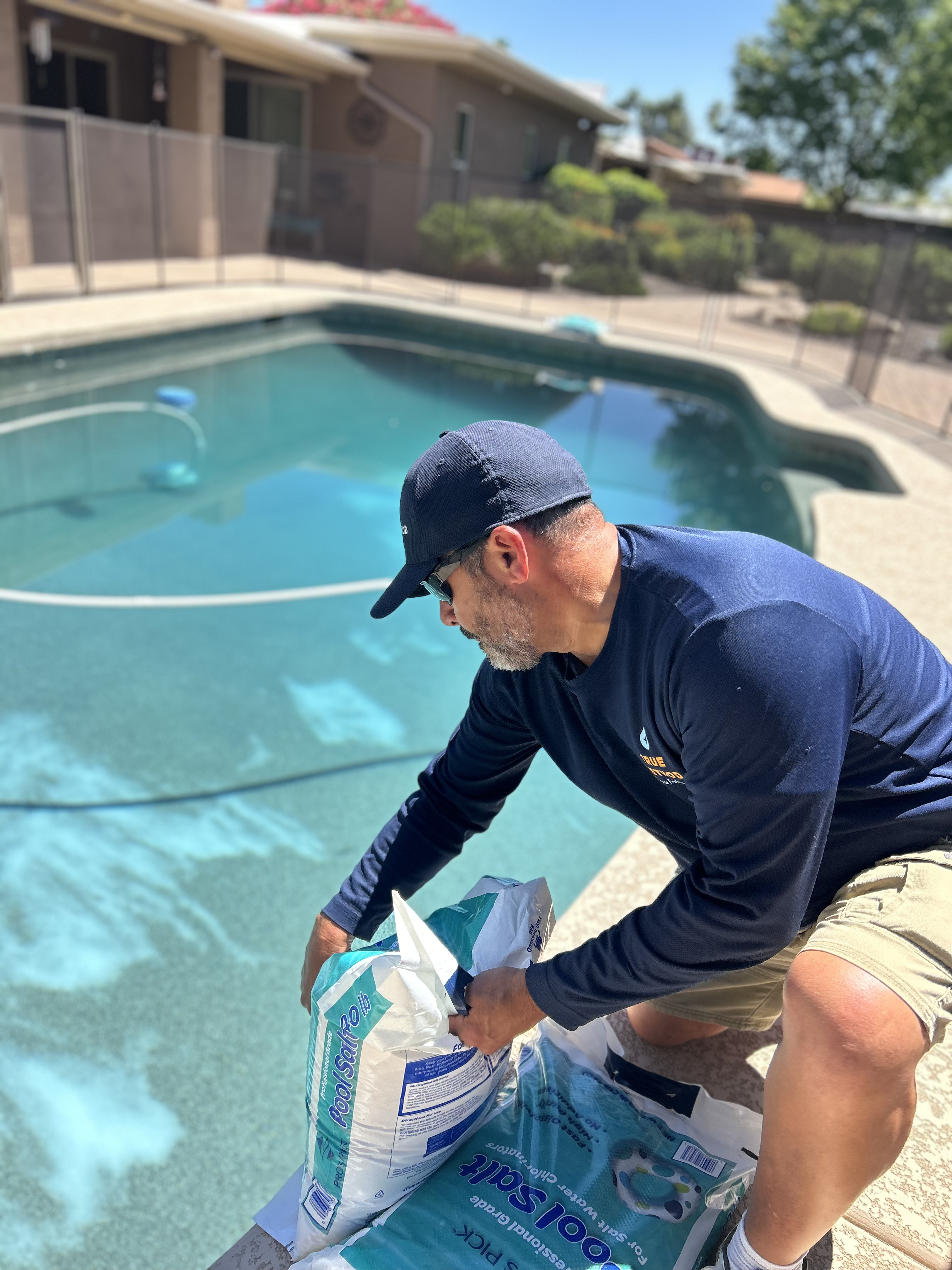 A pool remodel can completely revitalize your backyard without the need for a full rebuild. Many Scottsdale homeowners are enhancing their outdoor spaces with features that boost both aesthetics and efficiency.