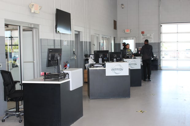 Images Russ Darrow Nissan of Milwaukee Service Center