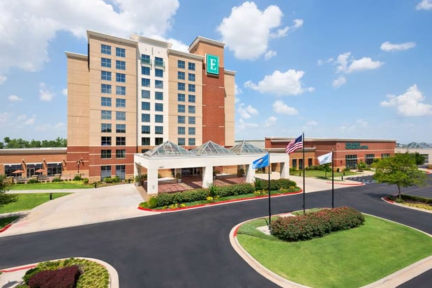 Images Embassy Suites by Hilton Norman Hotel & Conference Center