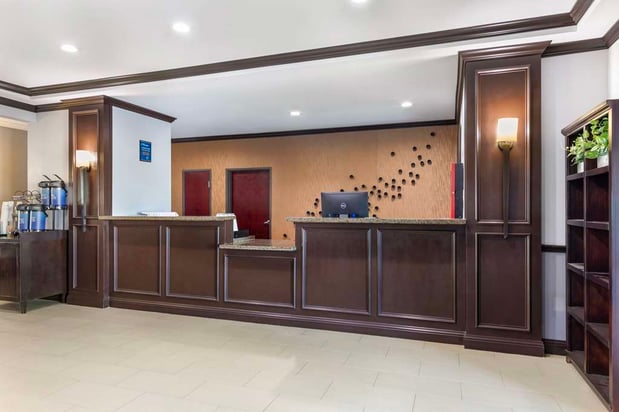 Images Best Western Carthage Inn & Suites