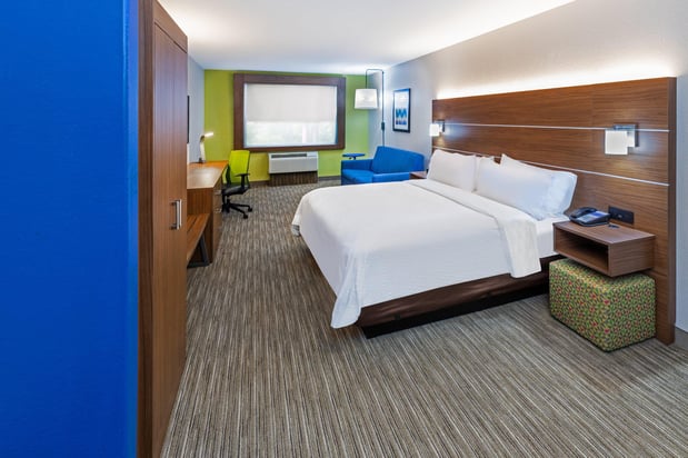 Images Holiday Inn Express & Suites Lafayette-South by IHG