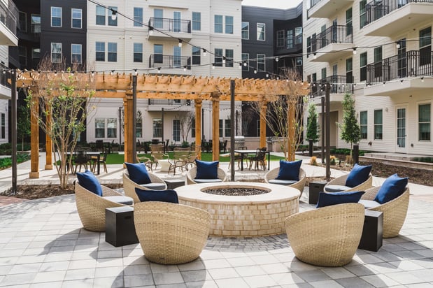 Images Modera Frisco Square