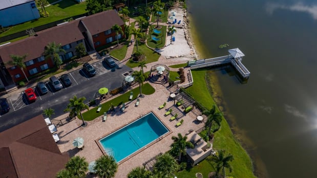 Images Liv at Winter Park Apartment Homes