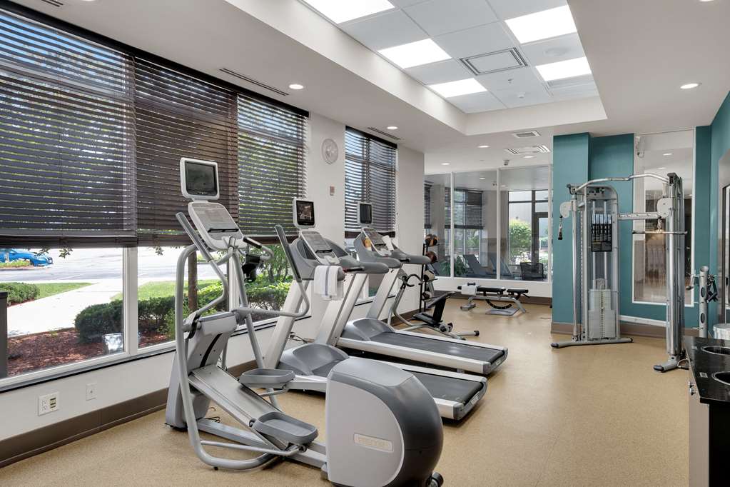 Health club  fitness center  gym Hilton Garden Inn Toronto/Brampton Brampton (905)595-5151