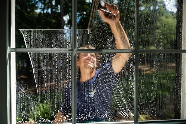 Images Window Hero Charlotte