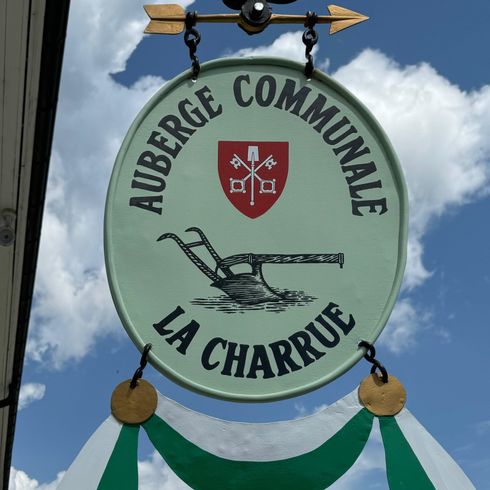 Auberge communale La Charrue Logo