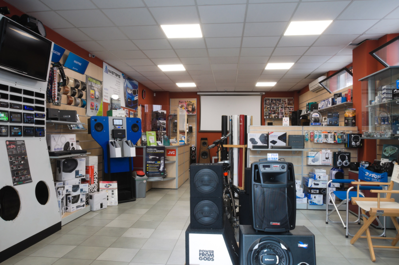 Images Rogiro' Hi-Fi Car