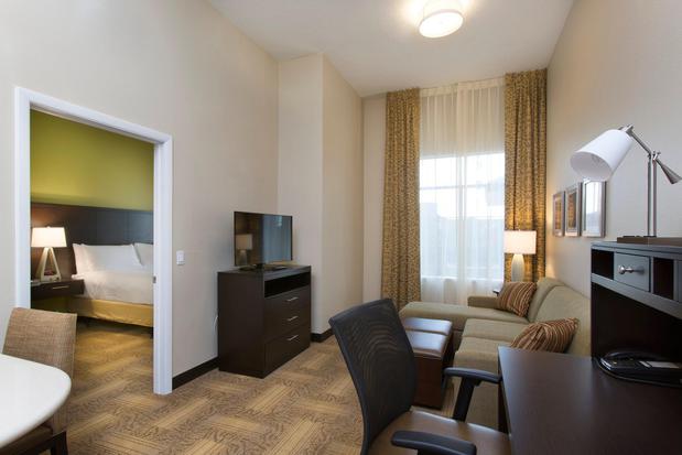 Images Staybridge Suites Orlando at Seaworld by IHG