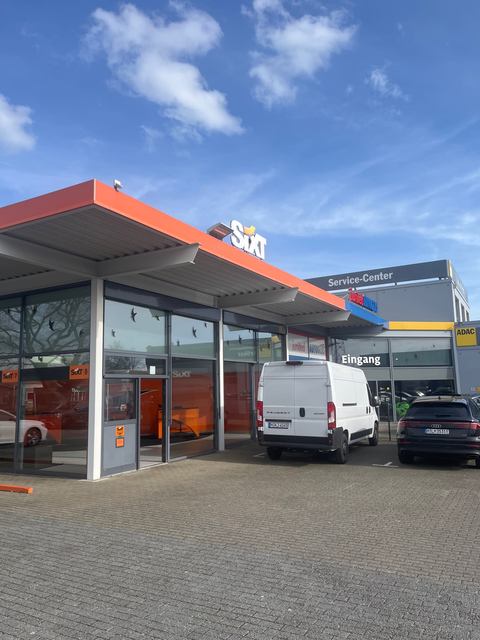 SIXT Autovermietung Mönchengladbach, Lehmkuhlenweg 8 in Mönchengladbach