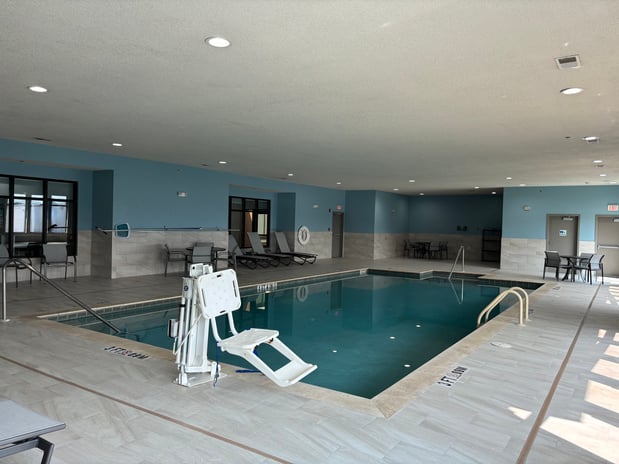 Images Holiday Inn Express & Suites Saint Robert - Leonard Wood by IHG