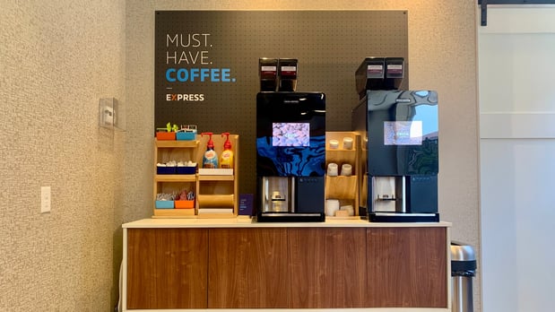Images Holiday Inn Express & Suites Minneapolis-Dwtn (Conv Ctr) by IHG