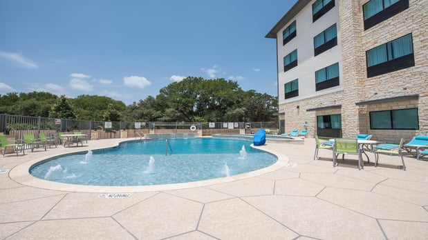 Images Holiday Inn Express & Suites Dripping Springs - Austin Area by IHG