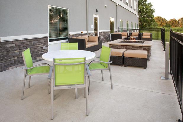 Images Holiday Inn & Suites Decatur-Forsyth, an IHG Hotel