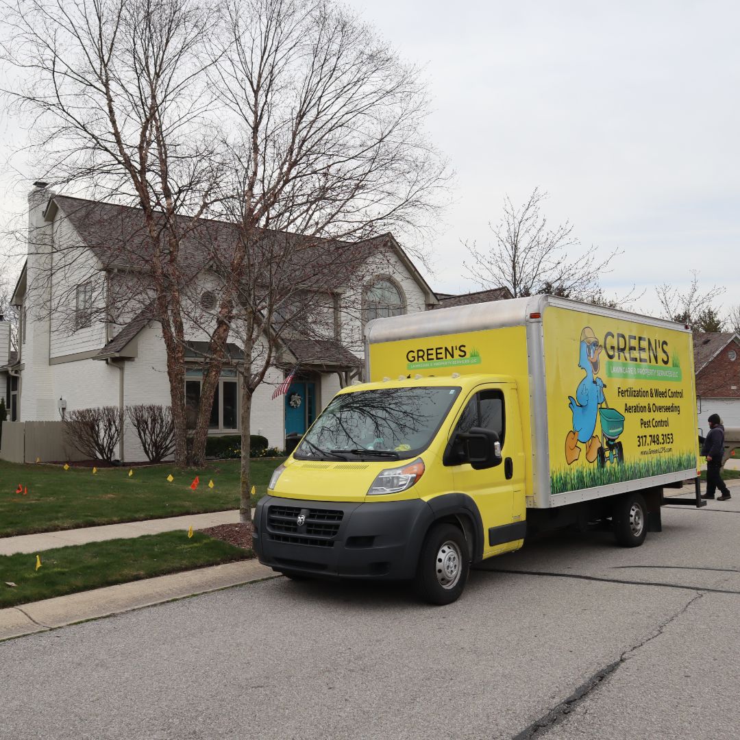 Blue Duck Lawn Care Image