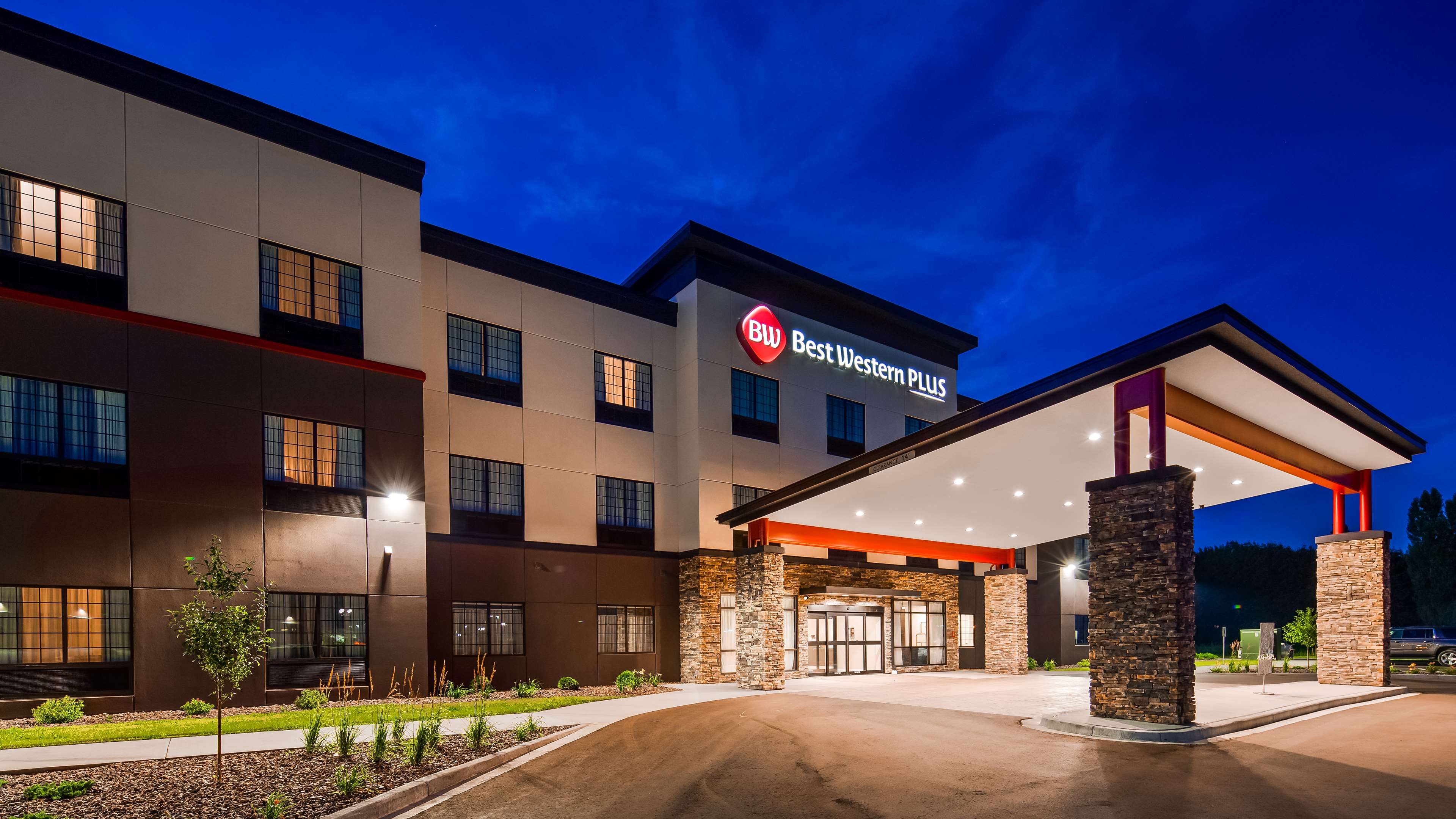 Best Western Plus New Richmond Inn & Suites, New Richmond Wisconsin