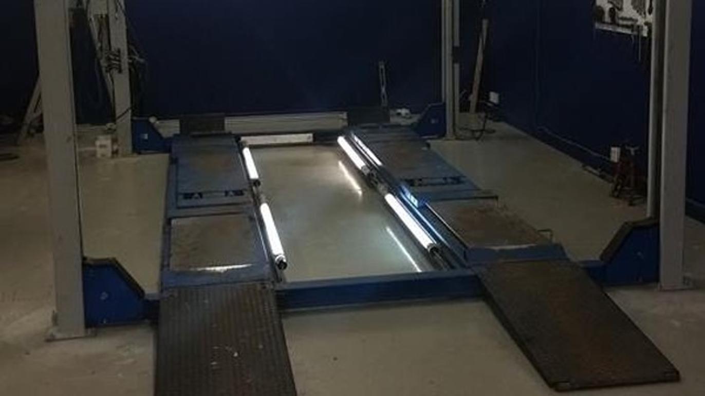 Images LE Däck o Motor / MECA