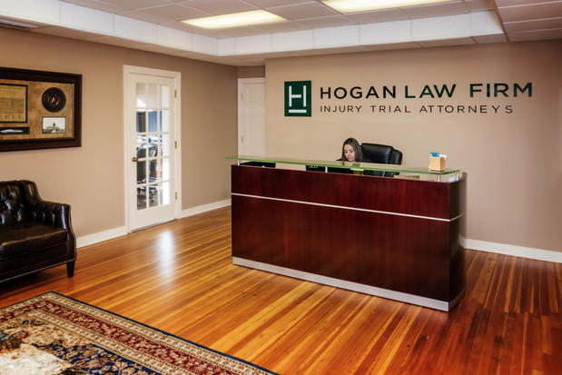 Images Hogan Law Firm, PC