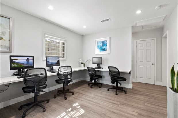 Images Gloria Homes Apartments