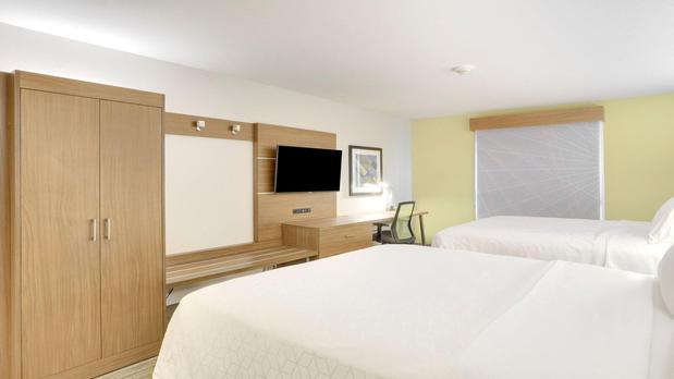 Images Holiday Inn Express & Suites Portland, an IHG Hotel