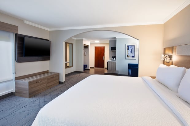 Images Holiday Inn Express & Suites Sumter by IHG