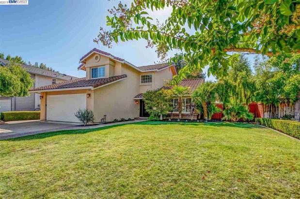 Images Brenda Vance - Our Perfect Pad - Compass REALTOR