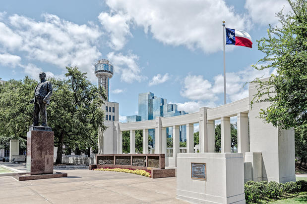 Images Hotel Indigo Dallas Downtown by IHG