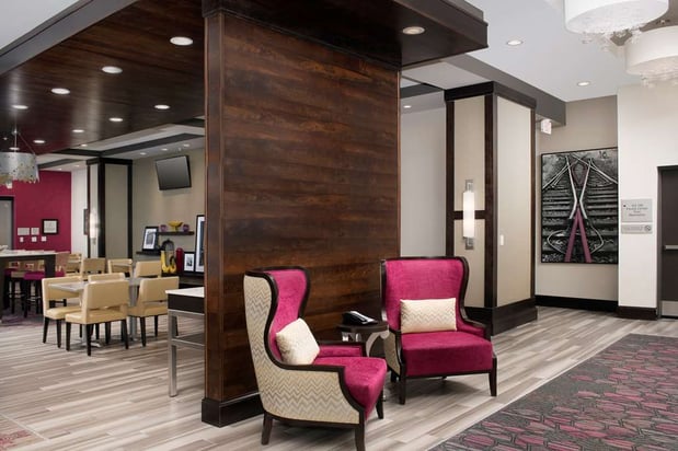 Images Hampton Inn Huntsville/Village of Providence
