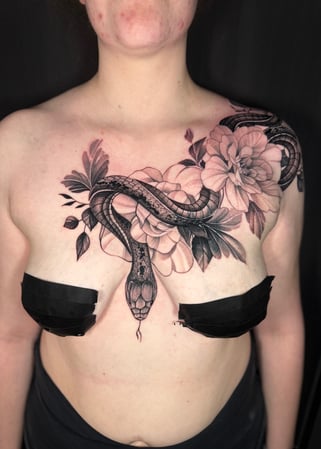 Bilder Bloody Dogs Tattoo & Piercing Inh. Robert Pongrácz