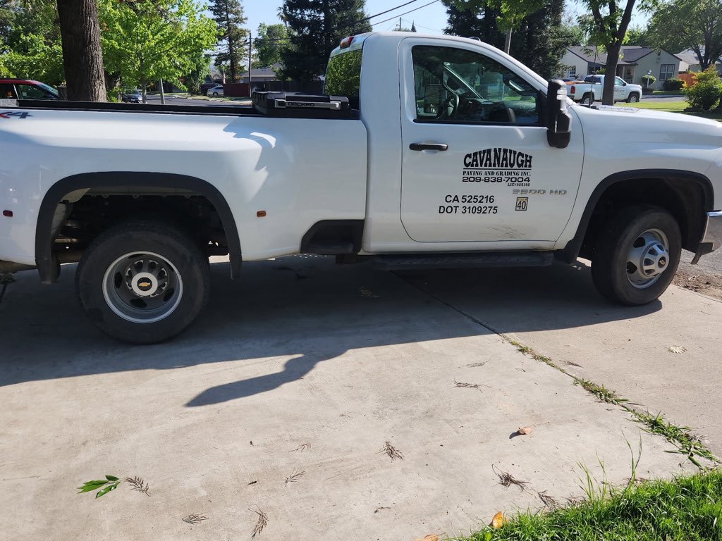 Cavanaugh Paving and Grading Inc Image