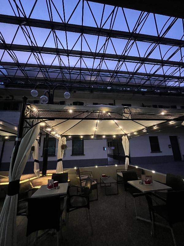 Images Charlie Cafe’