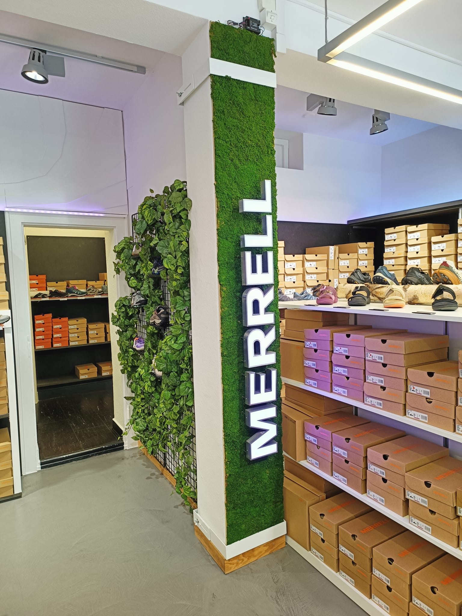 Merrell Store Zürich, Münstergasse 5 in Zürich