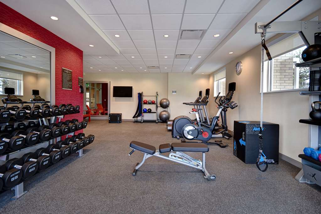 Health club fitness center gym